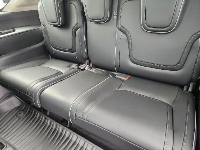 2027 INFINITI QX80 LUXE