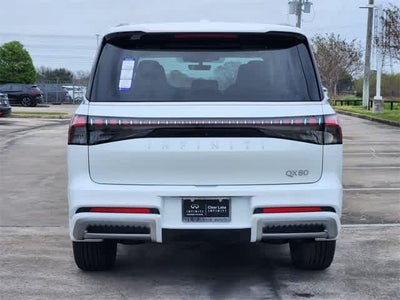 2026 INFINITI QX80 LUXE