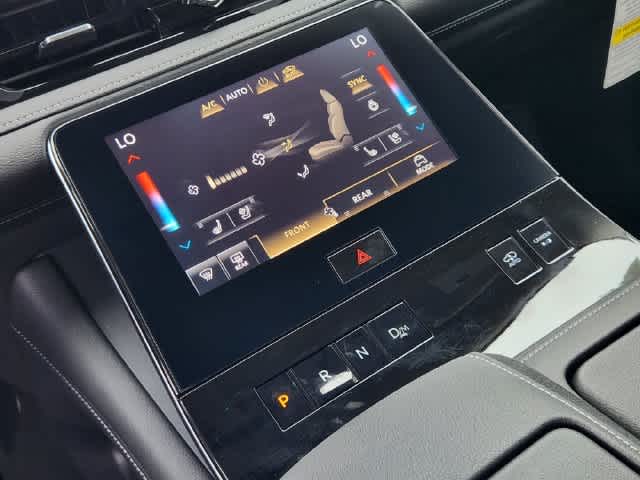 2027 INFINITI QX80 LUXE