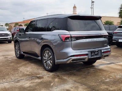 2027 INFINITI QX80 LUXE