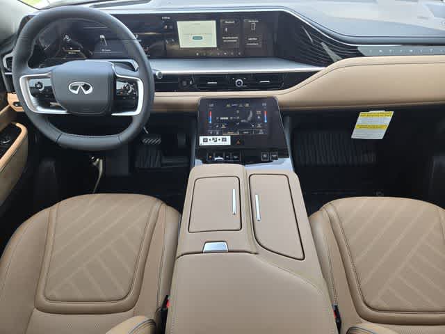 2027 INFINITI QX80 LUXE