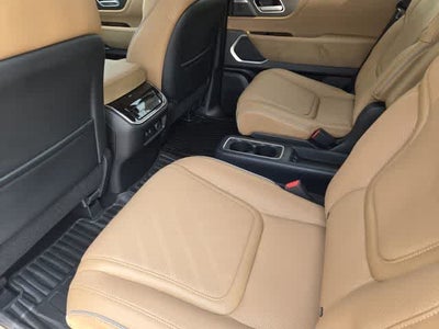 2027 INFINITI QX80 LUXE