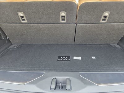 2027 INFINITI QX80 LUXE