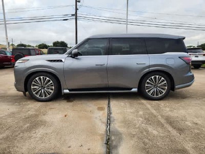 2027 INFINITI QX80 LUXE