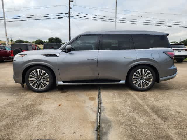 2027 INFINITI QX80 LUXE