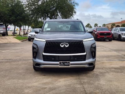 2027 INFINITI QX80 LUXE