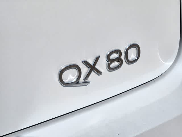 2026 INFINITI QX80 LUXE