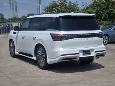 2027 INFINITI QX80 LUXE