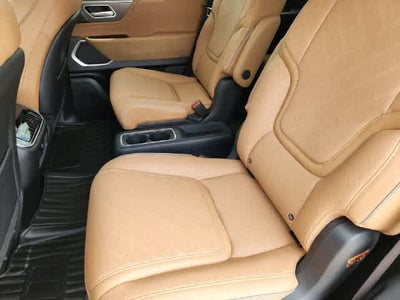 2027 INFINITI QX80 LUXE