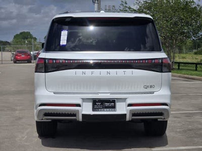 2026 INFINITI QX80 LUXE
