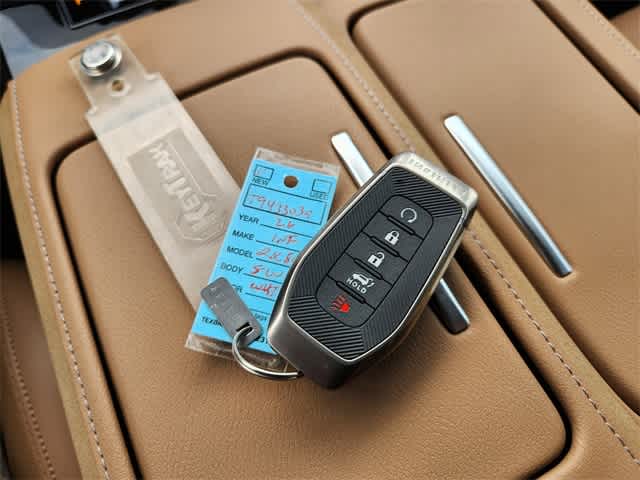 2026 INFINITI QX80 LUXE