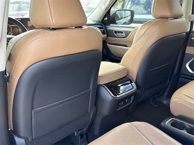 2026 INFINITI QX80 LUXE