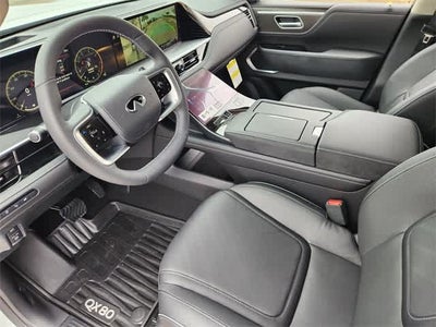 2026 INFINITI QX80 LUXE