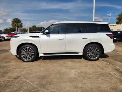 2027 INFINITI QX80 LUXE
