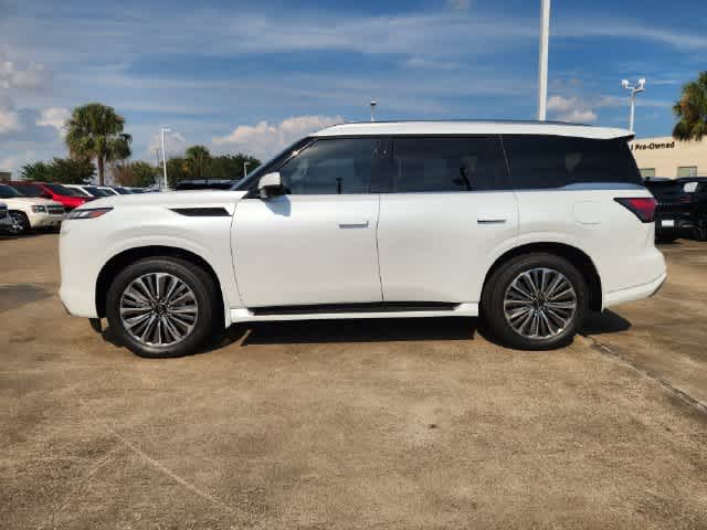 2027 INFINITI QX80 LUXE