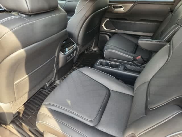 2027 INFINITI QX80 LUXE
