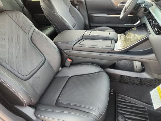 2027 INFINITI QX80 LUXE