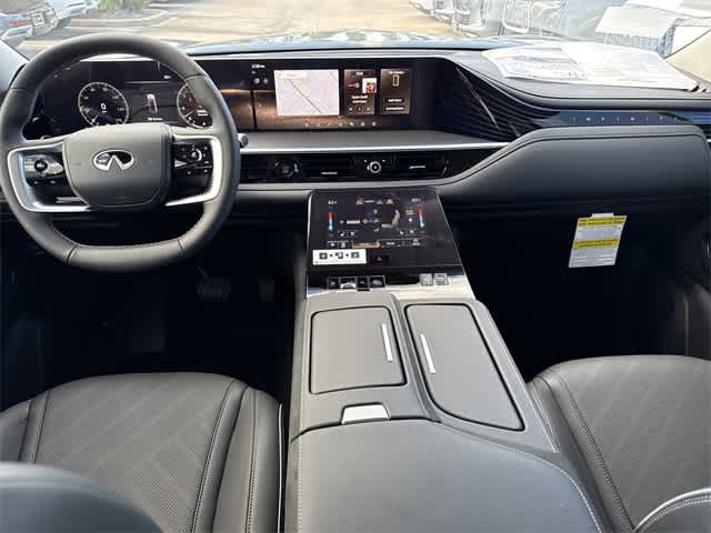 2026 INFINITI QX80 LUXE