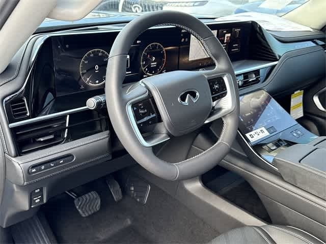 2026 INFINITI QX80 LUXE