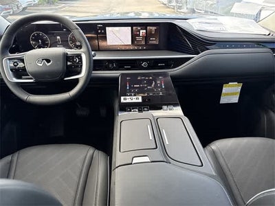 2026 INFINITI QX80 LUXE