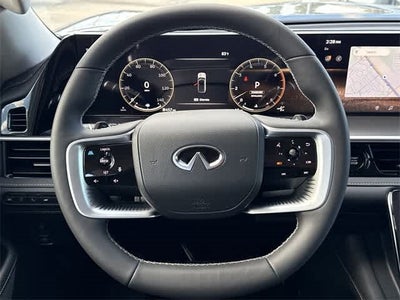 2026 INFINITI QX80 LUXE