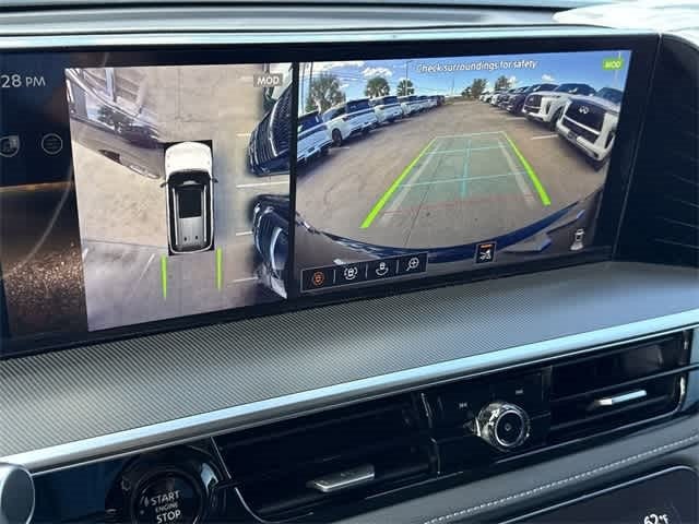 2026 INFINITI QX80 LUXE