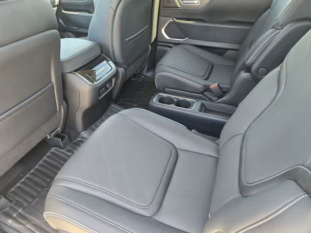 2027 INFINITI QX80 LUXE