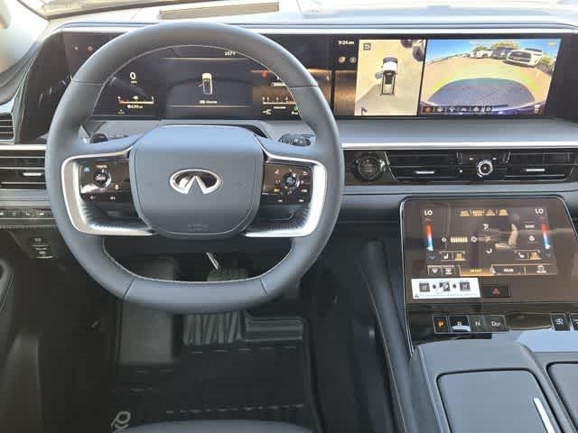 2027 INFINITI QX80 LUXE