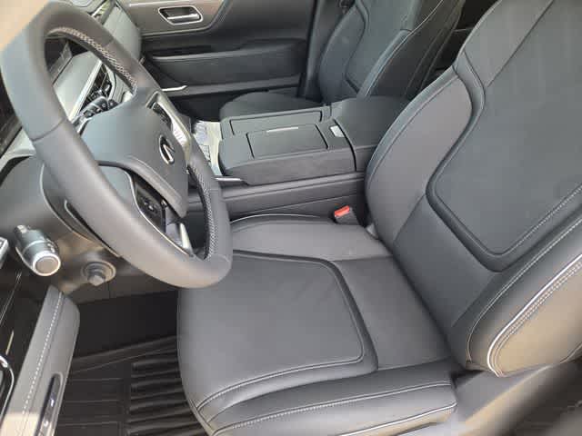 2027 INFINITI QX80 LUXE