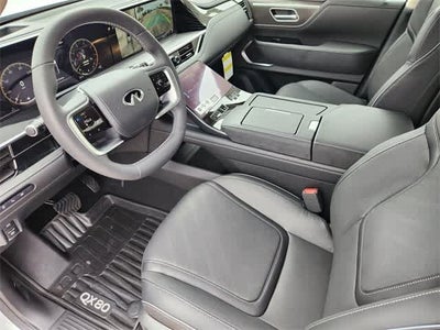 2026 INFINITI QX80 LUXE