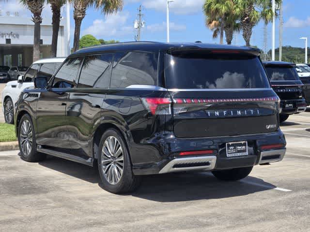 2027 INFINITI QX80 LUXE