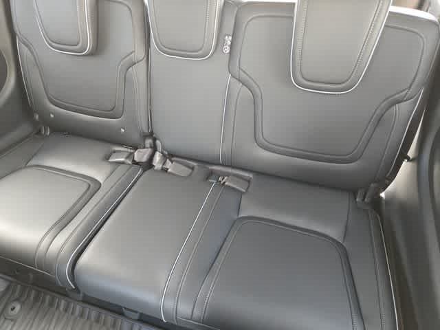 2027 INFINITI QX80 LUXE