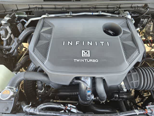 2026 INFINITI QX80 LUXE
