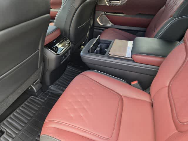 2027 INFINITI QX80 AUTOGRAPH