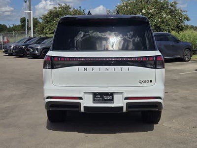 2027 INFINITI QX80 AUTOGRAPH