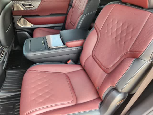 2027 INFINITI QX80 AUTOGRAPH