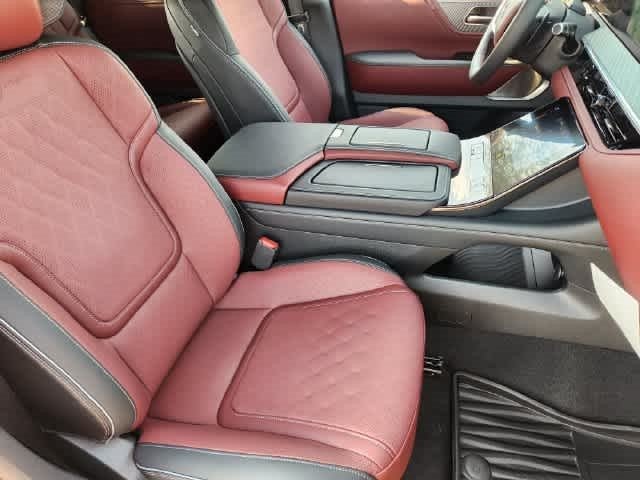 2027 INFINITI QX80 AUTOGRAPH