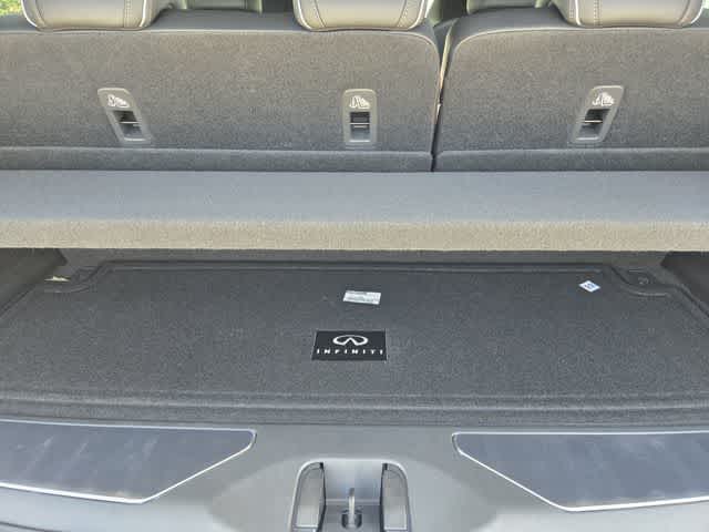 2027 INFINITI QX80 AUTOGRAPH