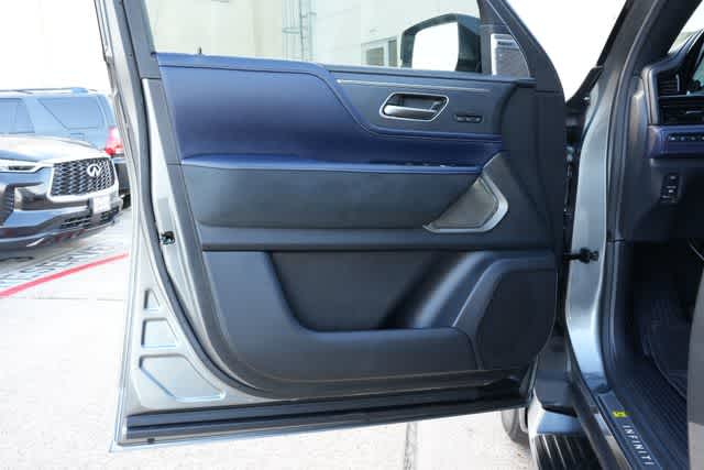 2026 INFINITI QX80 SPORT