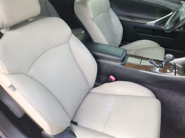2012 Lexus IS 250C 2dr Conv Auto
