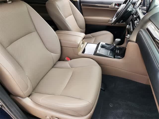 2023 Lexus GX Premium