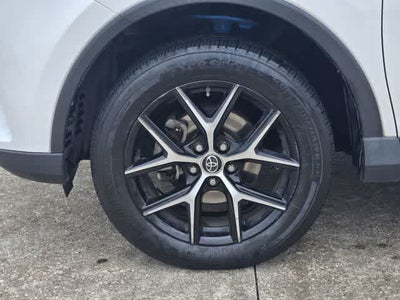 2018 Toyota RAV4 SE