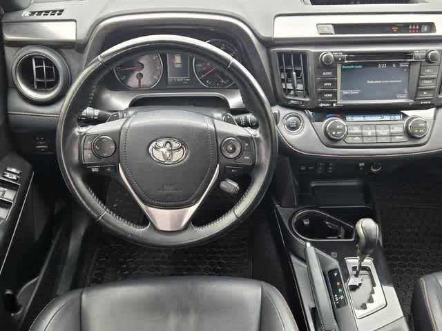 2018 Toyota RAV4 SE