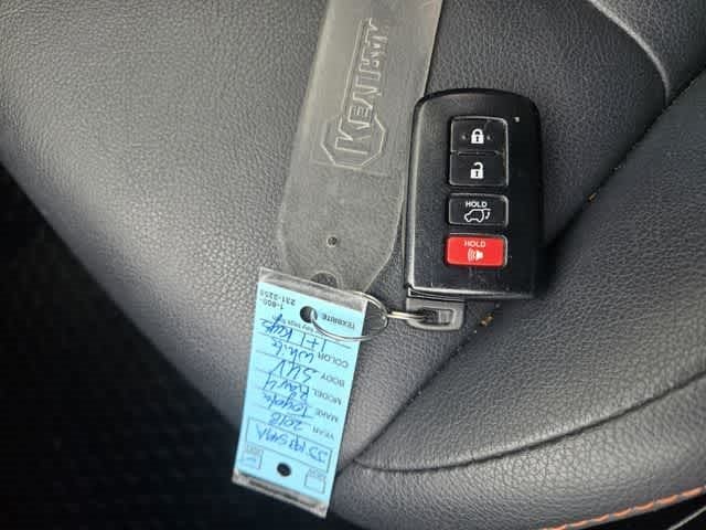 2018 Toyota RAV4 SE