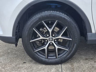 2018 Toyota RAV4 SE