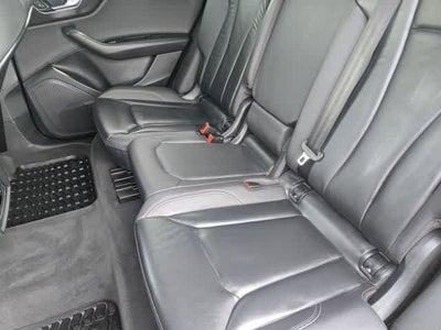 2019 Audi Q8 Premium