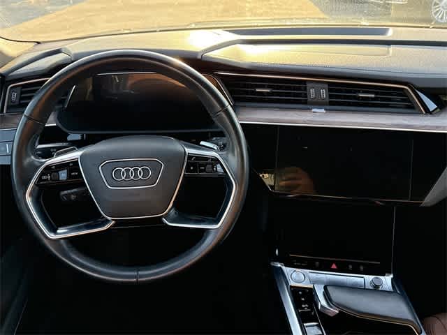 2019 Audi e-tron Premium Plus