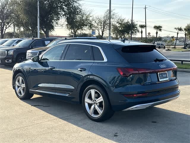 2019 Audi e-tron Premium Plus