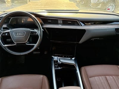 2019 Audi e-tron Premium Plus