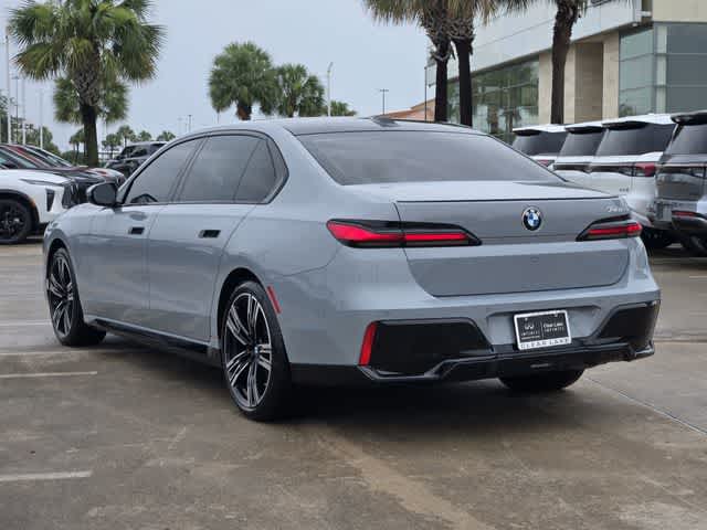 2023 BMW 740i 740i